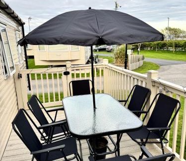 Towyn House | Towyn - 3 Bed Caravan - Pet Friendly