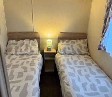 Towyn House | Towyn - 3 Bed Caravan - Pet Friendly