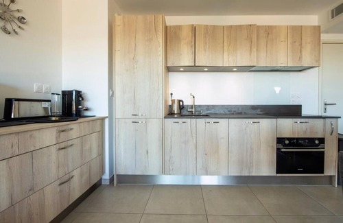 Saint Antoine Apartment | Très bel appartement 2 chambres avec accès direct à la piscine