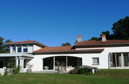 Behobie Villa | Très Belle Villa Avec Superbe vue & Piscine à 10 mn des Plages