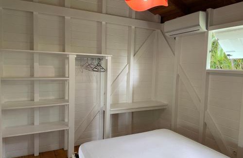 Riviere-Salee House | Très joli bungalow et sa petite piscine privee
