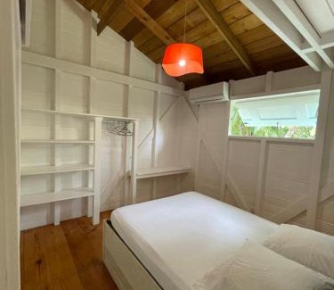 Riviere-Salee House | Très joli bungalow et sa petite piscine privee