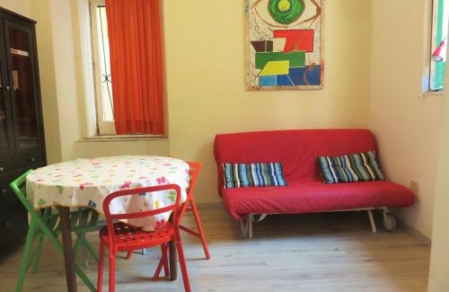 Historical Downtown Salerno Apartment | Tra Amalfi, Pompei, Paestum
