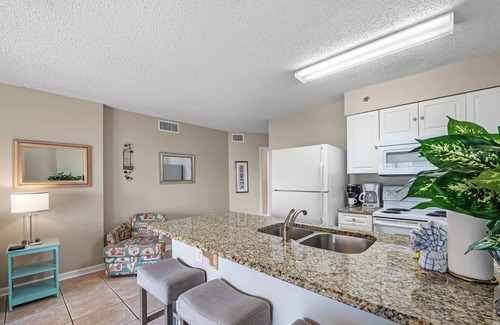 Orange Beach Condo | Tradewinds Condos by Hosteeva