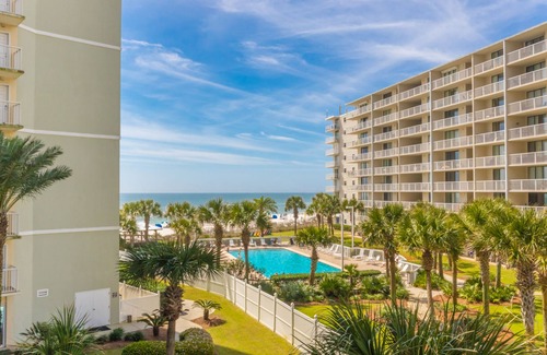 Orange Beach Condo | Tradewinds Condos by Hosteeva
