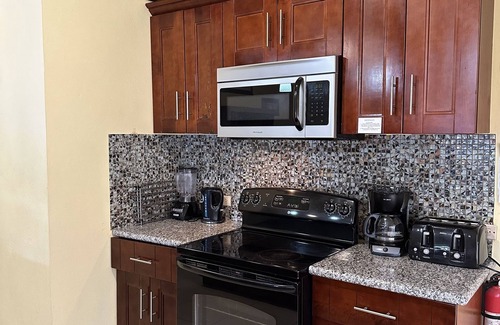Canaan Villa | TRADEWINDS VILLA - Architectural Designed Villa Near Beautiful Beaches