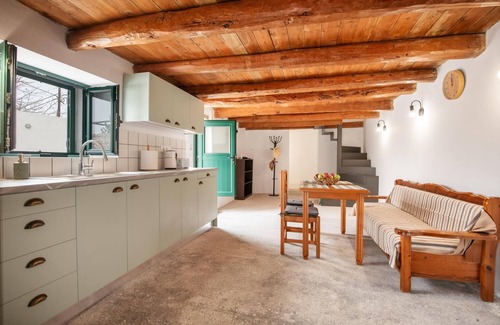 Margarites House | Traditional Anna's Stone House with Private Pool