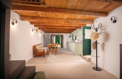 Margarites House | Traditional Anna's Stone House with Private Pool