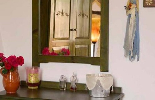Vamos House | Traditional Stone House In Vamos