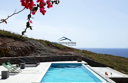 Kea Villa | Traditional villa with a sea view and a swimming pool, ideal for large families