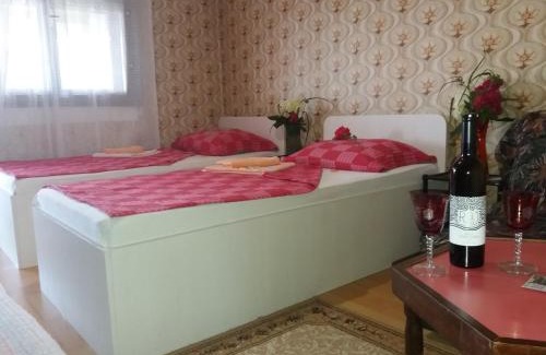 Kostol House | Traianov most