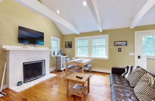 Wellfleet House | Trailview Manor