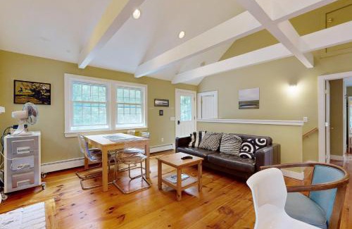 Wellfleet House | Trailview Manor