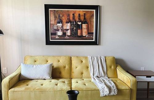Ferndale Apartment | Tranquil 1BD/1BA w/Balcony + Gym - Little Rock