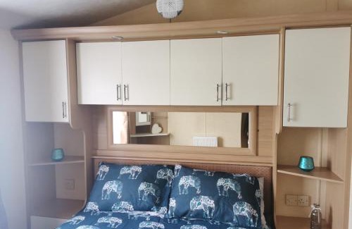Chichester House | Tranquil 6 Berth Luxury Holiday Home
