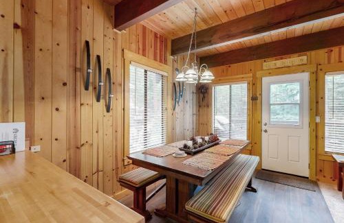 Incline Village House | Tranquil Family Cabin