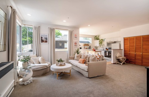 Malibu Apartment | Tranquil Mountain Retreat in Perfect Location Between Malibu & Calabasas
