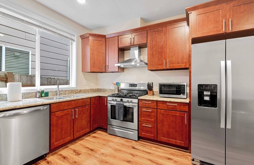 Kent House | Tranquil Retreat on SE 101st Pl – Perfect Getaway for Relaxation Awaits #41907