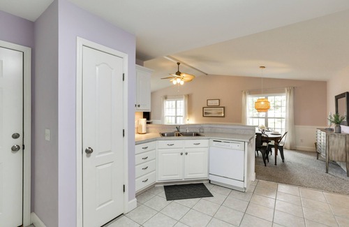 Thomasville House | Tranquil Thomasville Retreat w/Deck + Dining Area