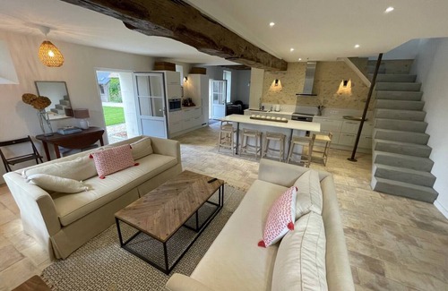 Challes House | Tranquil Villa with Private Tennis Court and Pool in Challes, Pays de la Loire