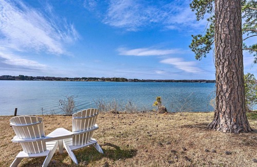 Reedville Cottage | Tranquil Waterfront Cottage with Private Beach!
