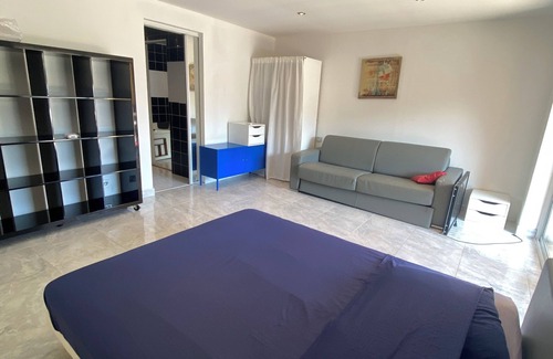 Saint-Cezaire-sur-Siagne Villa | Tranquility and authenticity in the heights