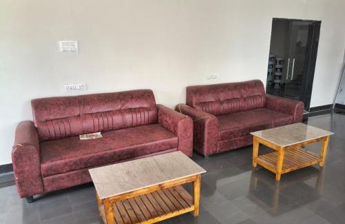 Tirupati Apartment | Tranquill Homestay