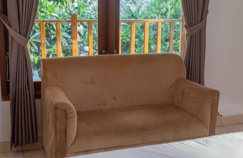 Senggigi Hotel | Transit Inn Senggigi