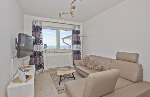 Gohren Apartment | traumhafter Meerblick, schicke Ferienwohnung mit Balkon - Villa Fernsicht FeWo 12