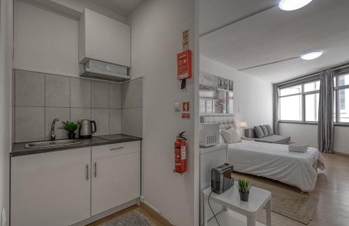 Centro / Baixa Apartment | Travel & Live Aliados Apartment