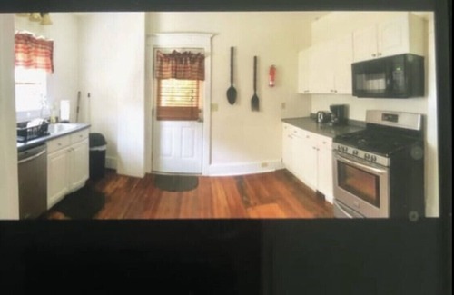 Oneonta House | Travel nurses welcome