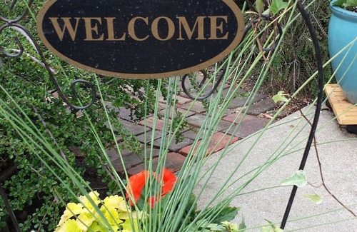 Roscoe House | Travelers Sanctuary - 2 bedroom, 2 bath first floor unit in a single-family home