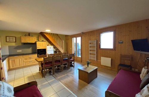 Saint-Jean-d'Arves Apartment | travelski home classic - La Fontaine du Roi