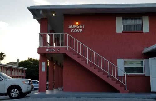 Sunset Beach Condo | Treasure Island, FL