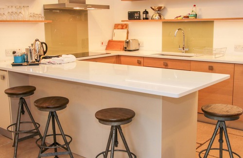 Eaton Mascott Cottage | TREE HOUSE BARN, pet friendly, with a garden in Shrewsbury