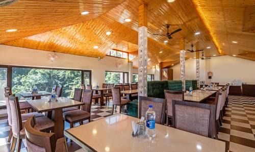 Bathri Hotel | Treebo Anjukul