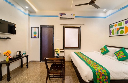 Paota Hotel | Treebo Blu Vvu