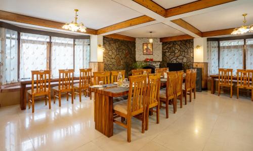 Darjeeling Hotel | Treebo Eeshan Rodhi Resort, Darjeeling