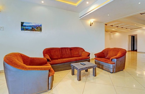Mahabaleshwar Hotel | Treebo Kuber Palace With a Swimming Pool