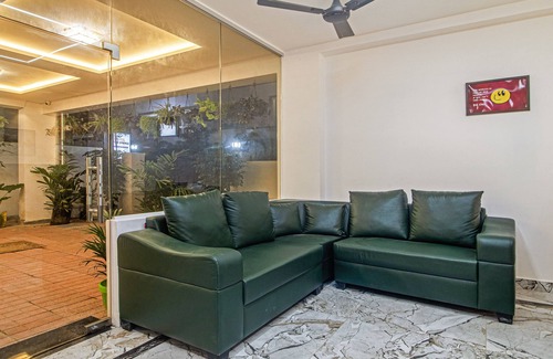 Kondapur Hotel | Treebo Navya The Park