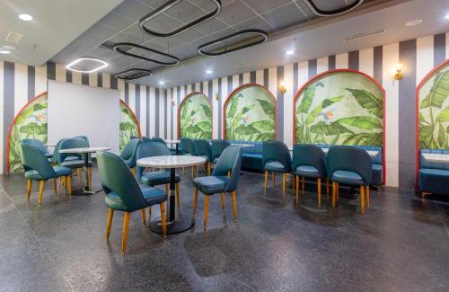 Ahmedabad Hotel | Treebo Terrazzo Suites