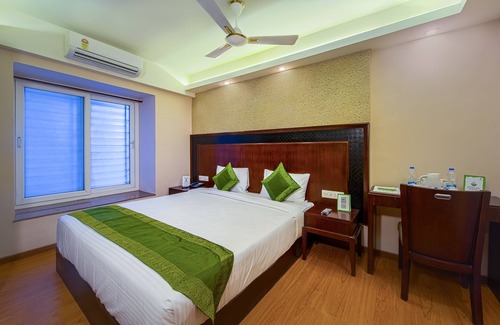 Tangra Hotel | Treebo Vedanta, Metropolitan