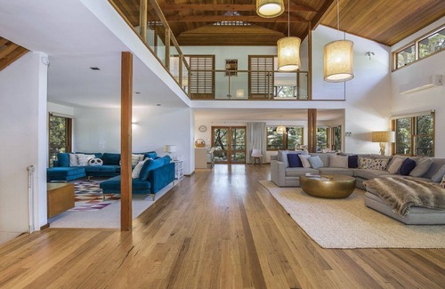 Pearl Beach House | Treetops by HolidayCo.