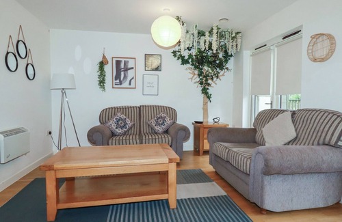 Porthtowan Cottage | TREGULLAN, pet friendly, country holiday cottage in Porthtowan