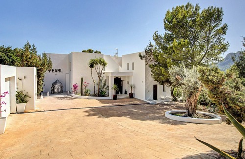 Bouvet Island House | TREMENDOUS HOUSE " PEARL" IN THE BEST AERA OF IBIZA ON THE FRONT LINE OF SEA