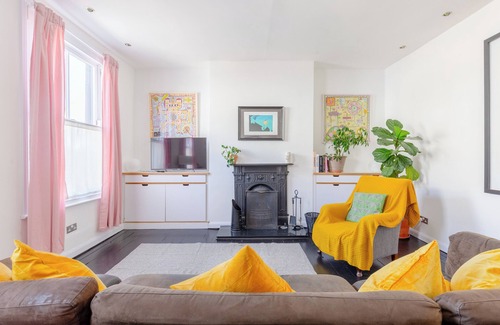 Leabridge Apartment | Trendy 3BD Flat, Heart of Hackney
