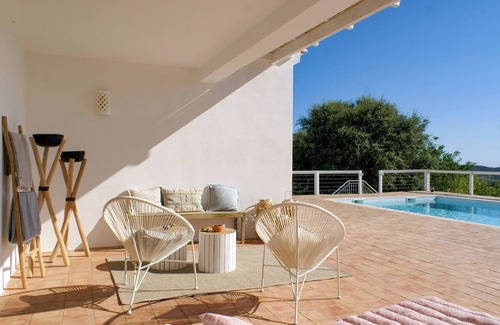 Gorjoes Villa | Trendy villa with a remarkable view.