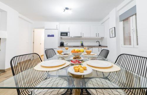 Figares Apartment | TrendyHomes Granada Centro - Ubicación y confort
