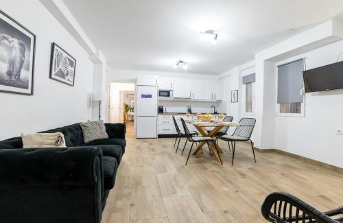 Figares Apartment | TrendyHomes Granada Centro - Ubicación y confort