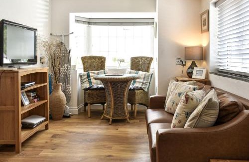 Porth House | Trenpeskador - Uk39442